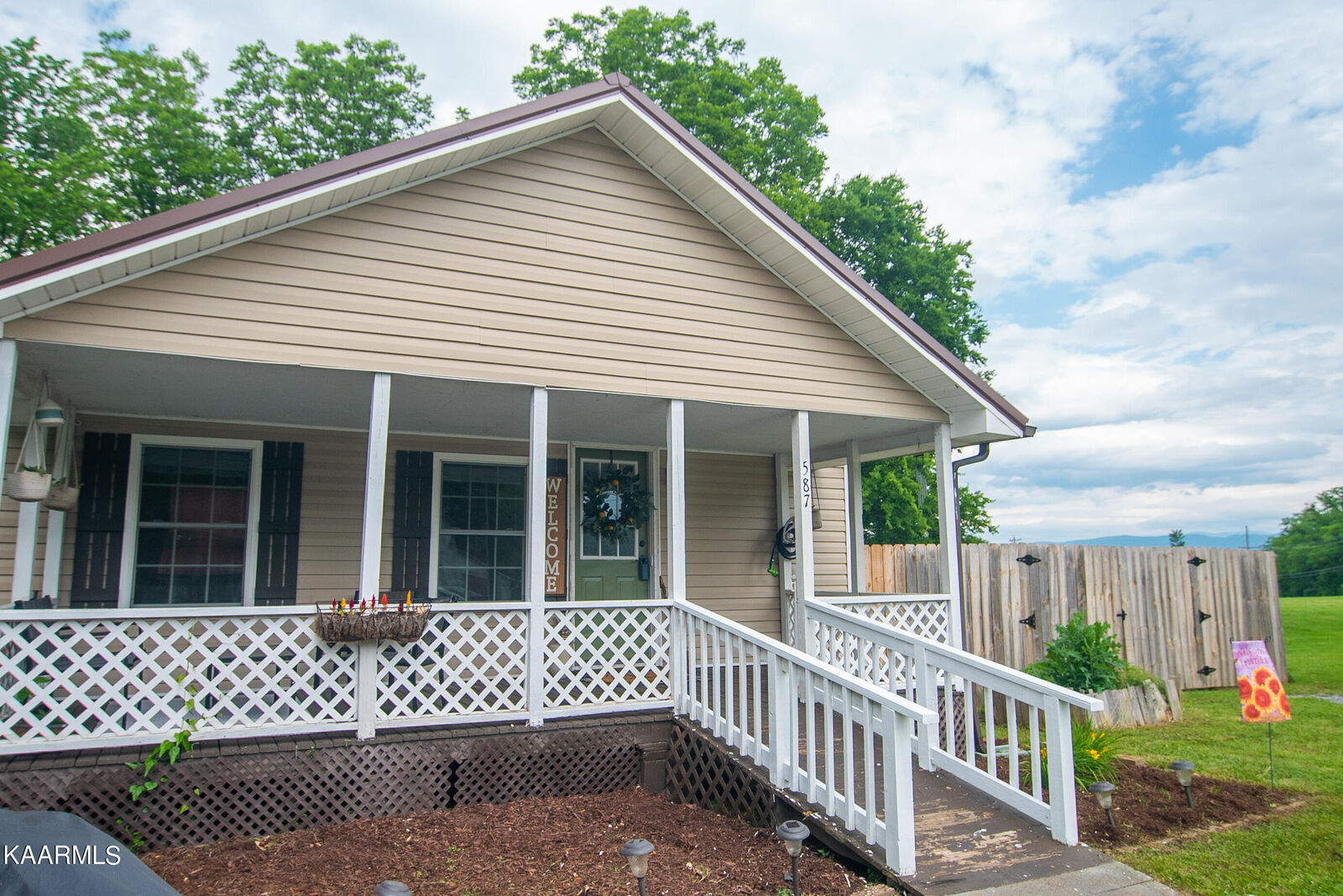 Property Photo:  587 Highway 95  TN 37742 