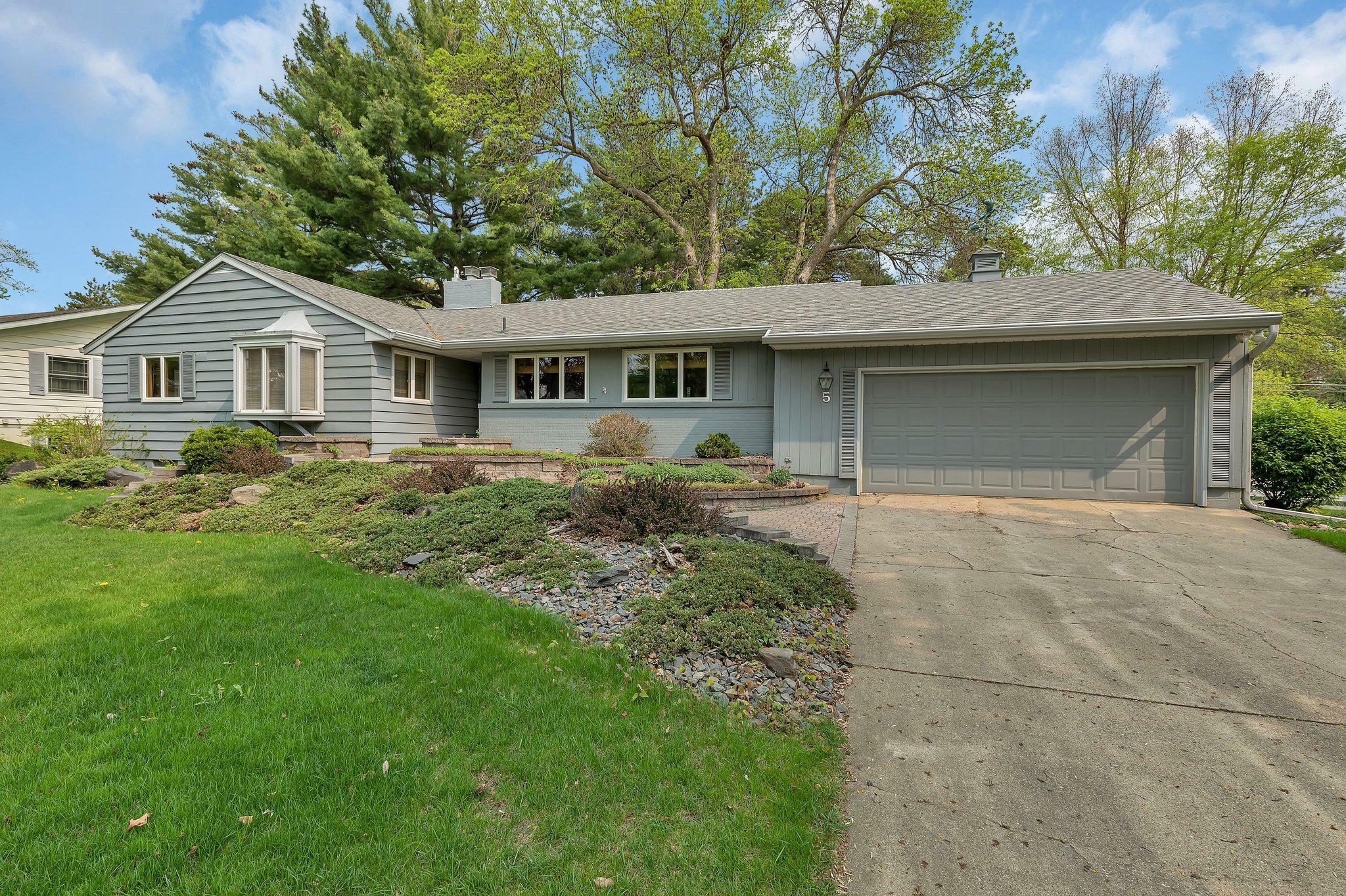 Property Photo:  5 Roger Road  MN 56301 