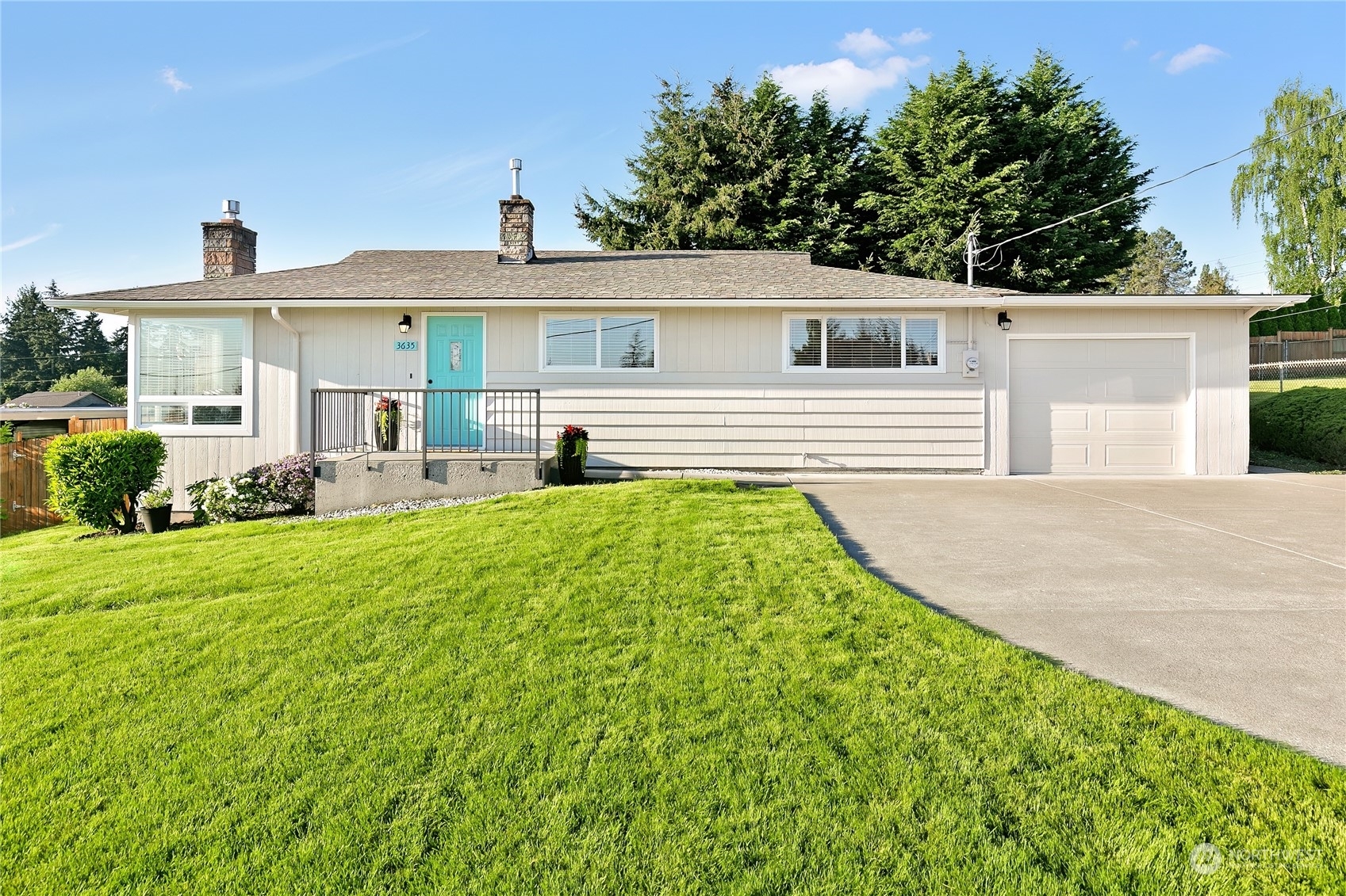 Property Photo:  3635 S 242nd Street  WA 98032 