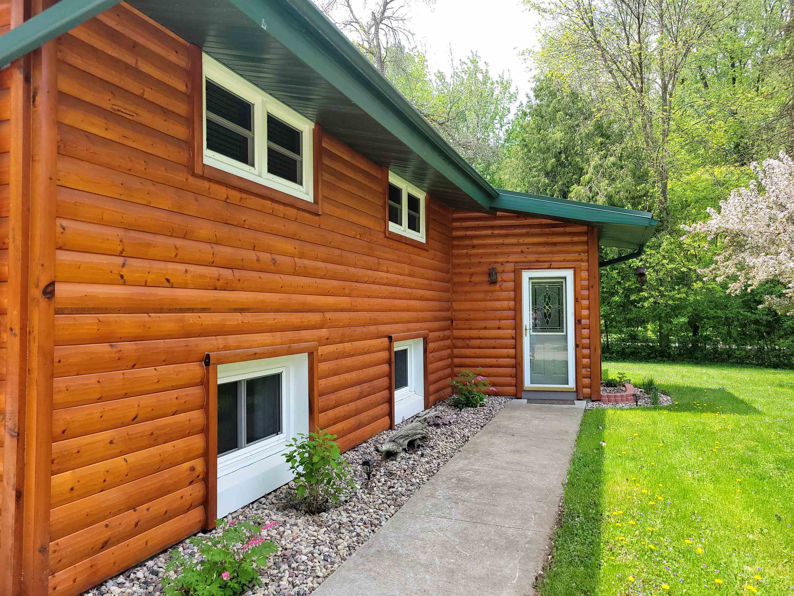 Property Photo:  4109 N Capitol Court  WI 54913-7909 