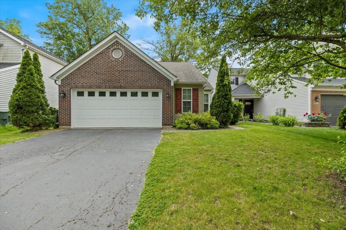 Property Photo:  2533 Northwold Road  OH 43231 