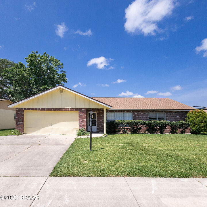 2952 Carriage Drive  South Daytona FL 32119 photo