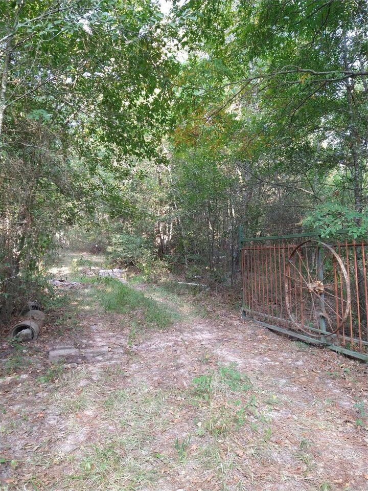 986 County Road 325  Cleveland TX 77327 photo