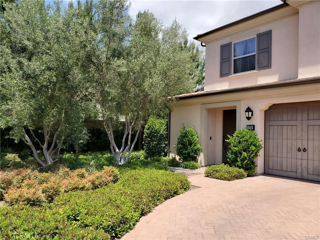 Property Photo:  175 Overbrook  CA 92620 