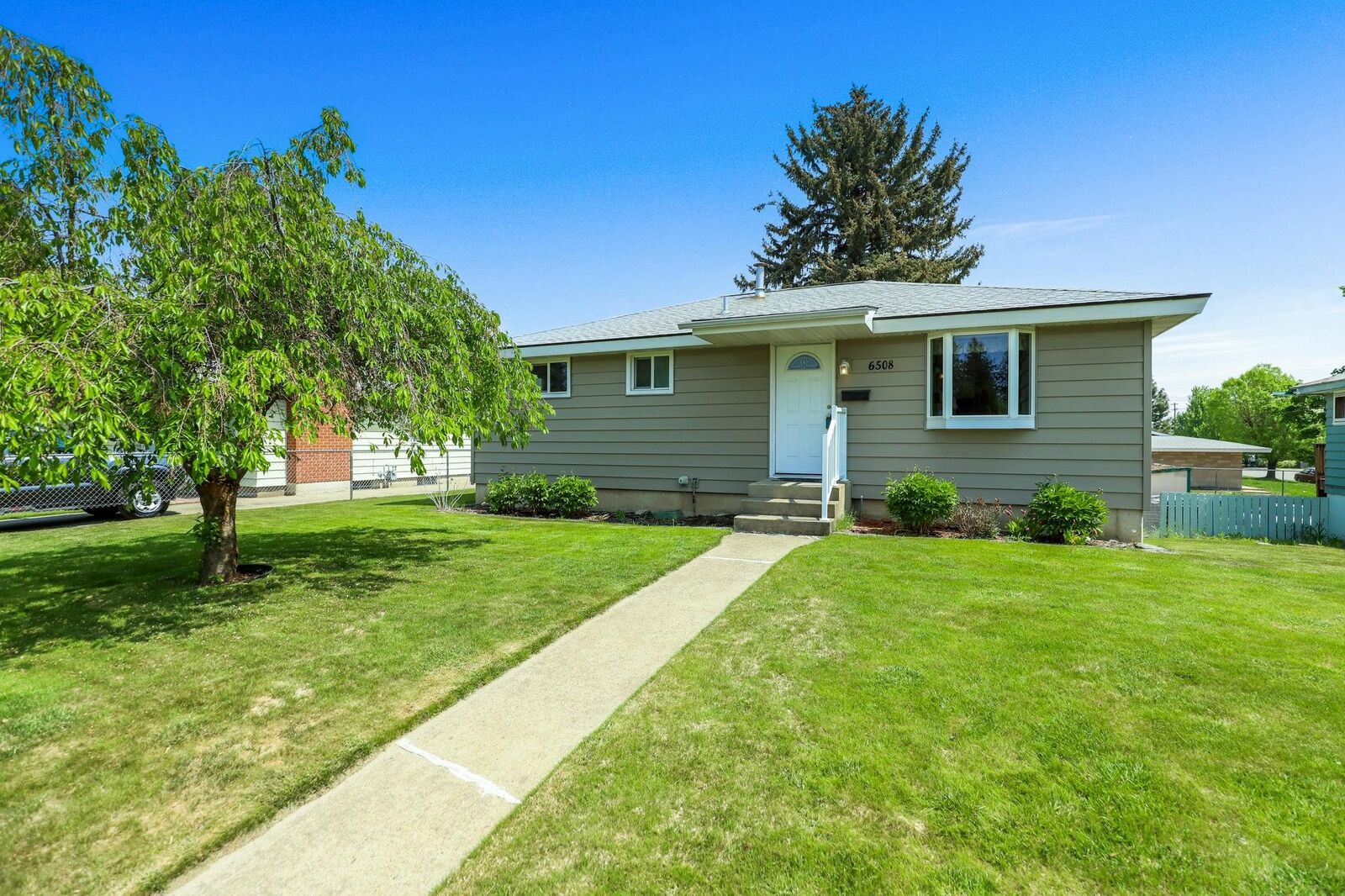 Property Photo: 6508 N Normandie St WA 99208