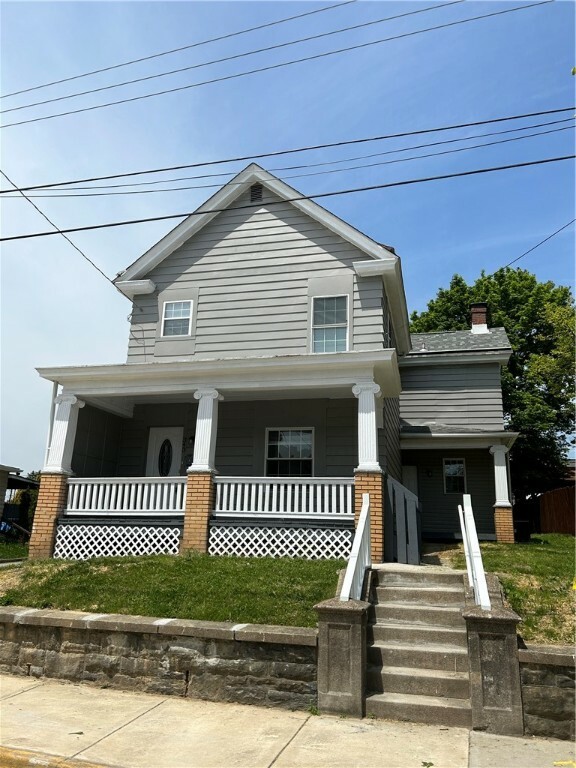 Property Photo:  343 N 1st St  PA 15644 