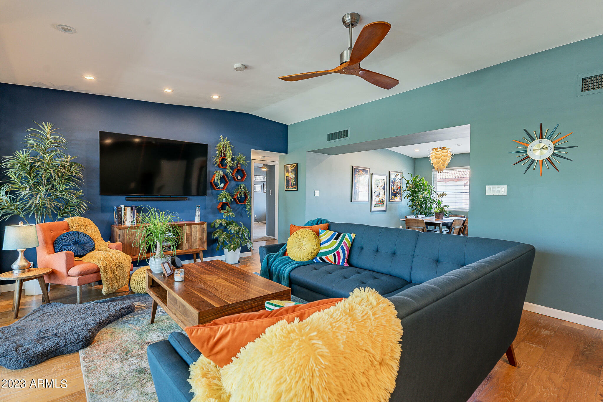 Property Photo: 5150 N 20th Street 208 AZ 85016