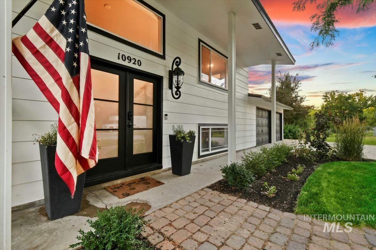 Property Photo: 10920 W Estate Dr ID 83709