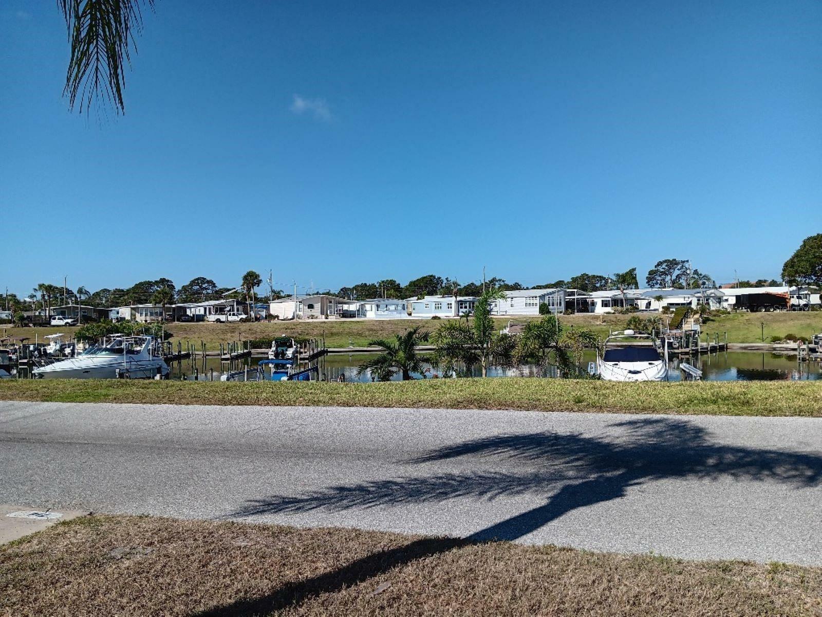 Property Photo: 714 N Waterway 217 FL 34285