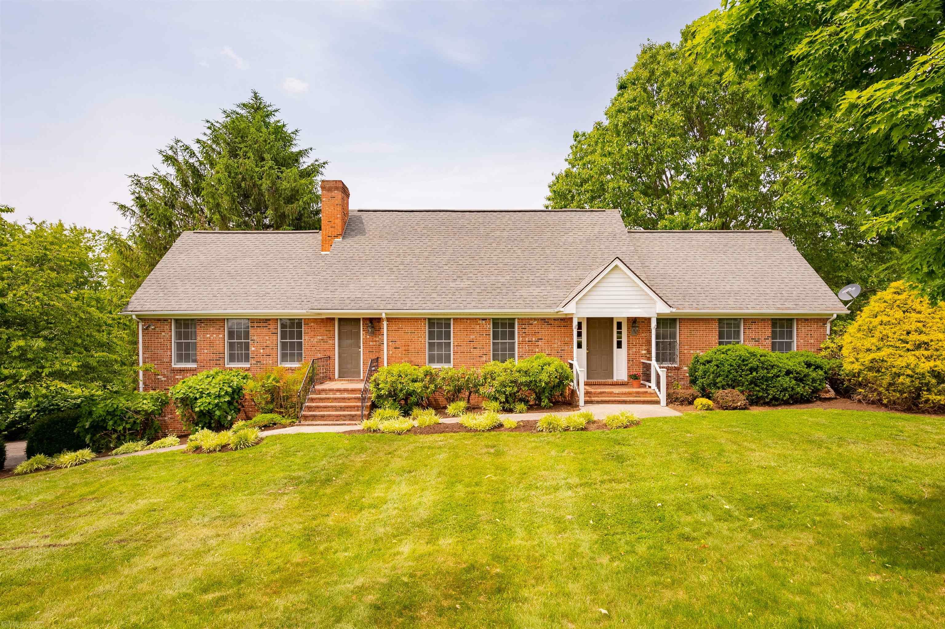 Property Photo:  3406 Country Meadow Drive  VA 24073 