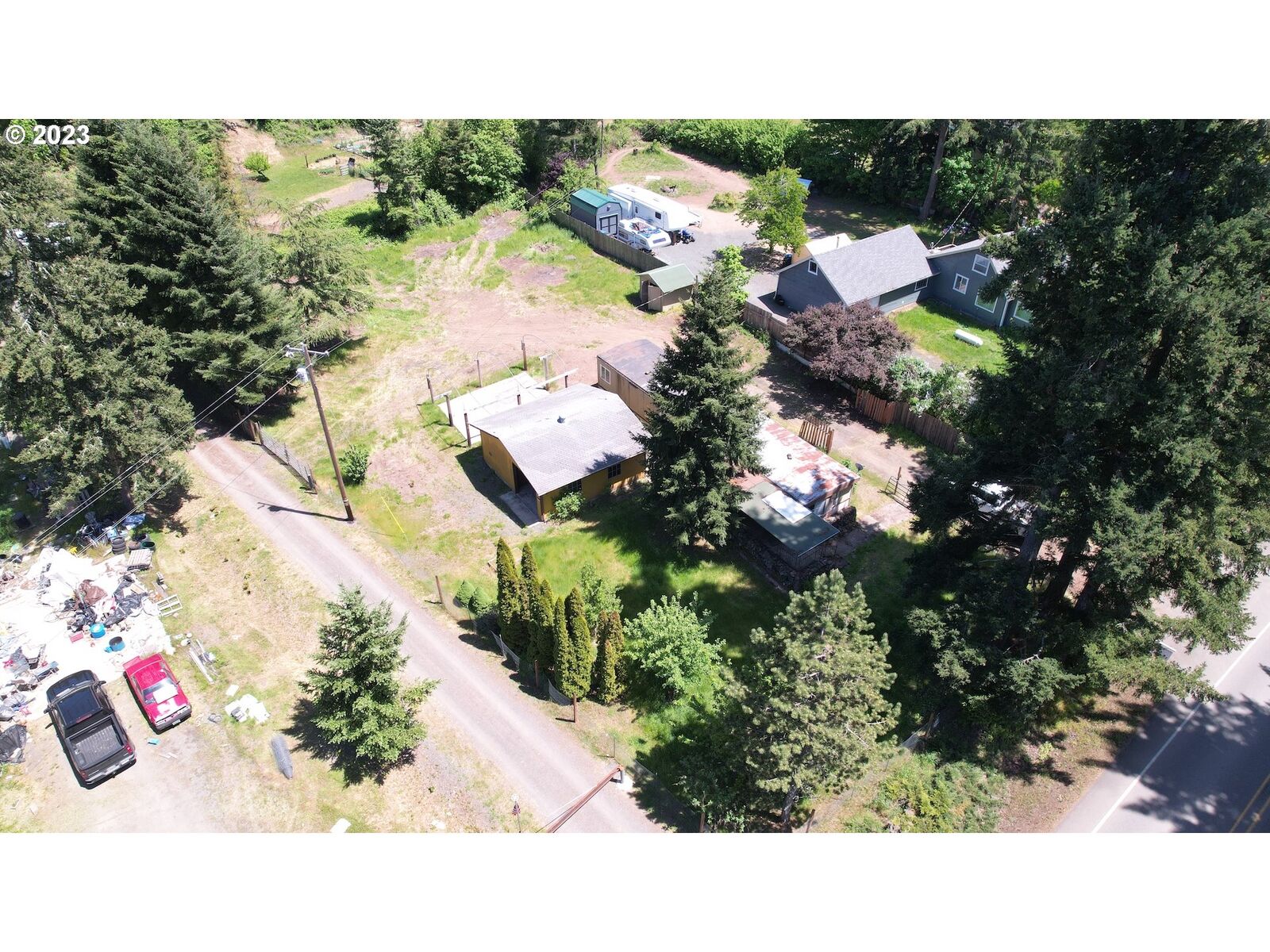 Property Photo:  37861 Row River Rd  OR 97434 