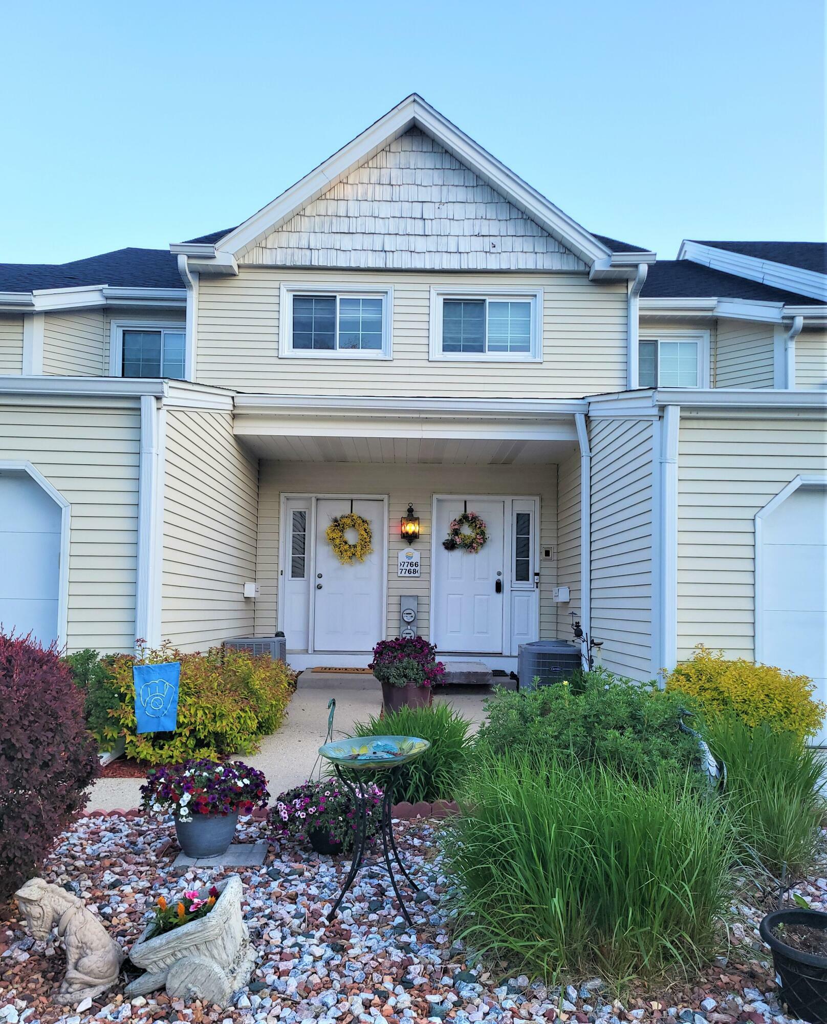 Property Photo: 7766 W Tuckaway Shores Dr WI 53132