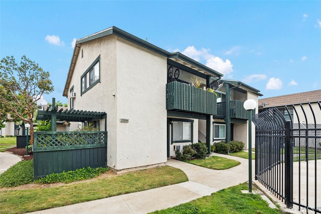 Property Photo:  23294 Orange Avenue 5  CA 92630 