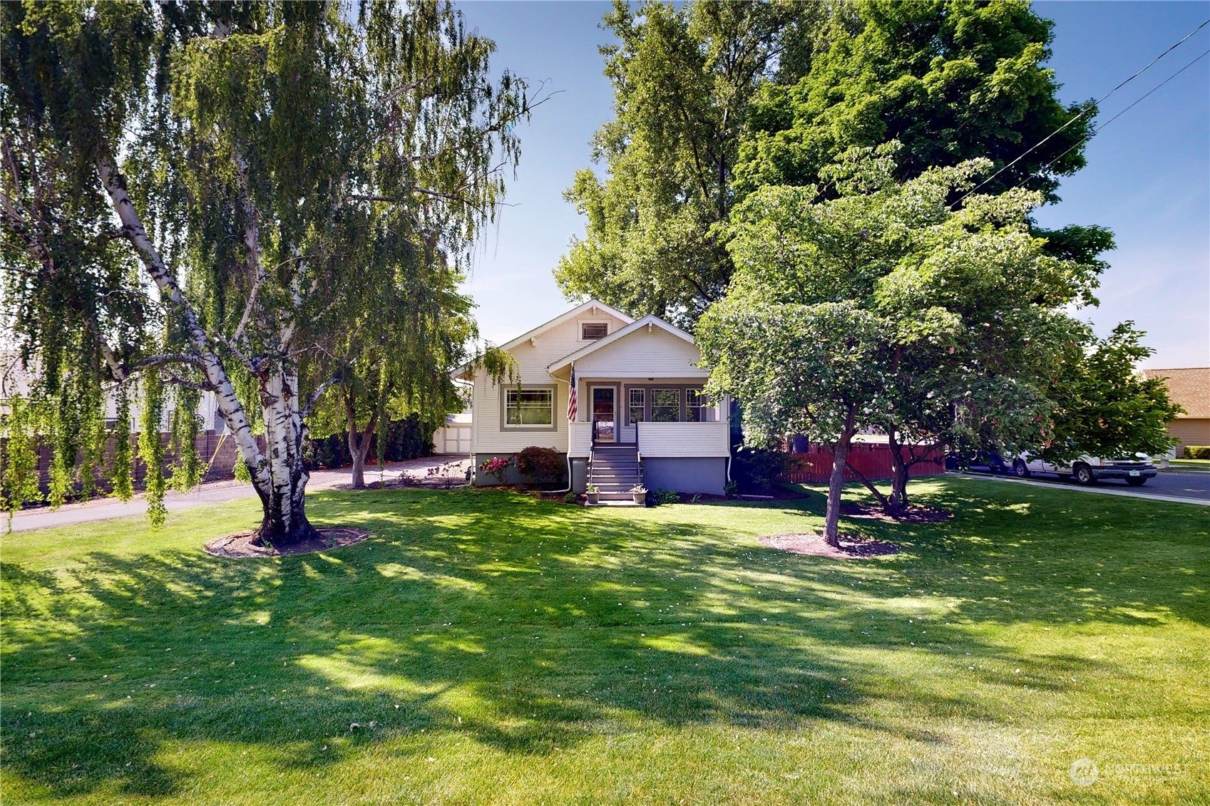 Property Photo:  340 Reser Road  WA 99362 