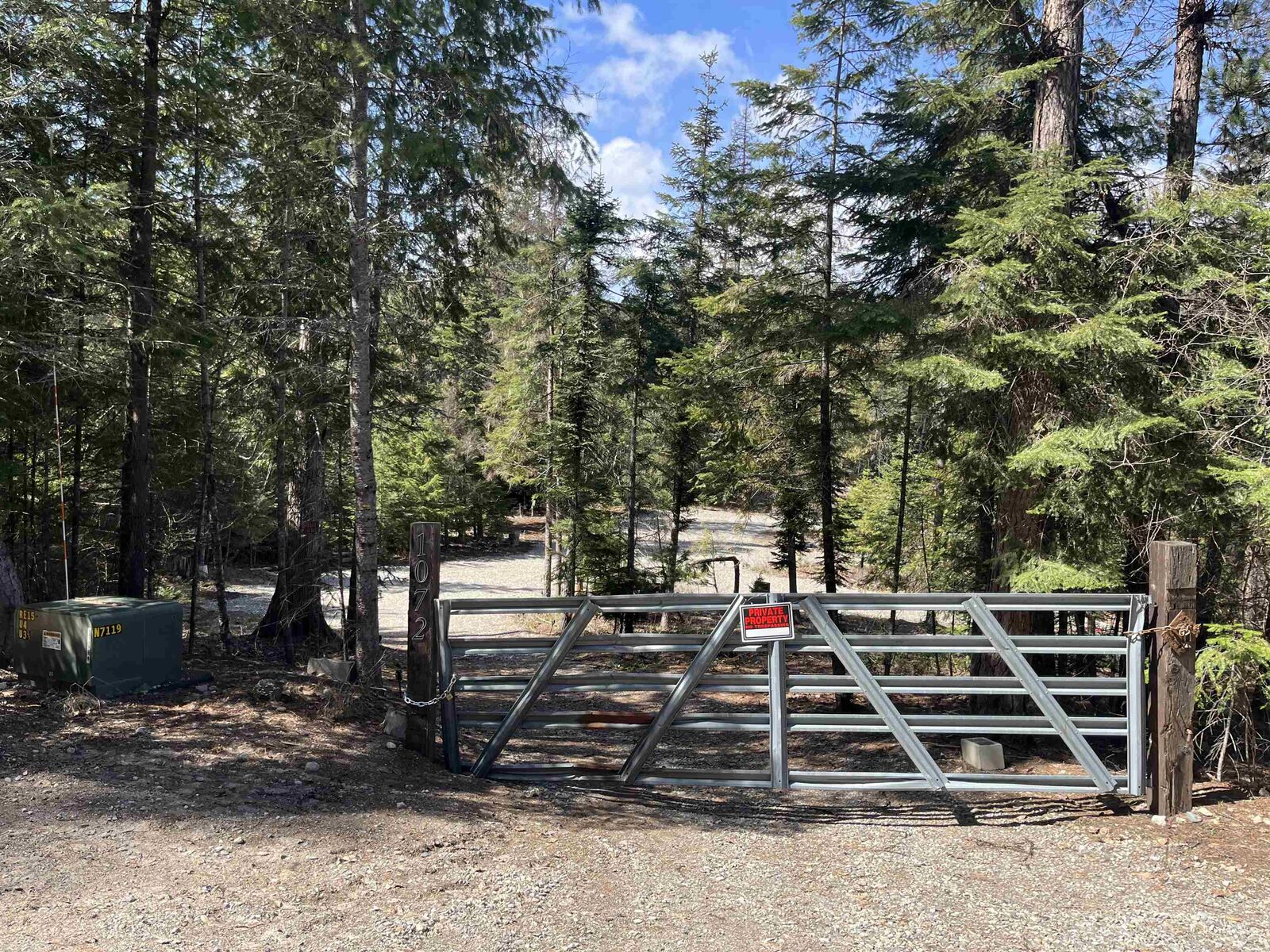 Property Photo: 1072 Fir Dr WA 99119