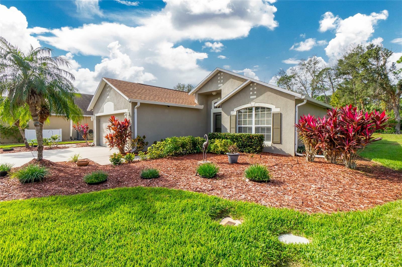 Property Photo: 24612 Oakview Place FL 33980