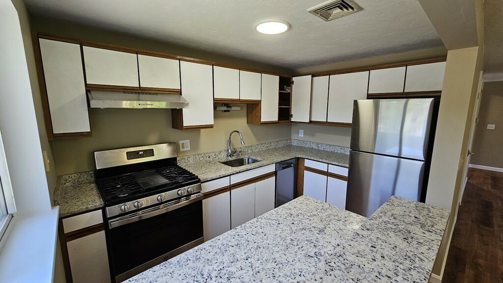 Property Photo: 360 Littleton Rd C-11 MA 01824