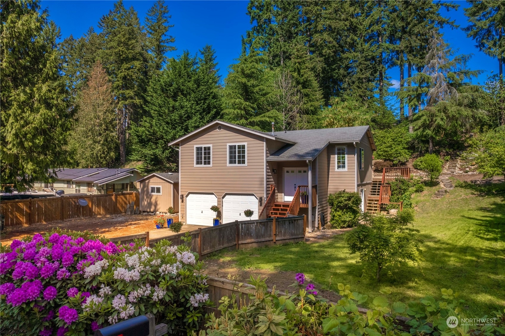 Property Photo:  7720 183rd Avenue E  WA 98391 