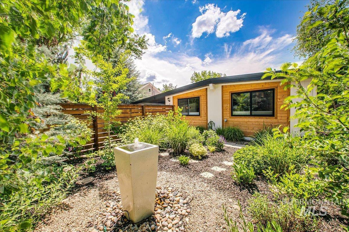 2927 N 32nd St  Boise ID 83703 photo