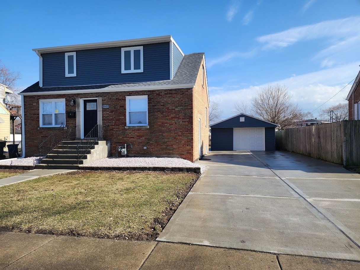 Property Photo: 8629 State Road IL 60459