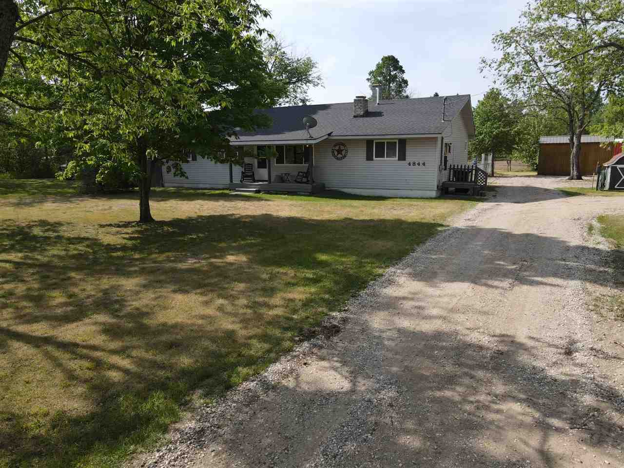Property Photo: 4844 E Doerr MI 49659