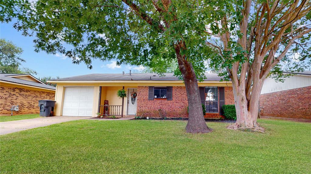 Property Photo:  4815 Longstreet Place  LA 71112 
