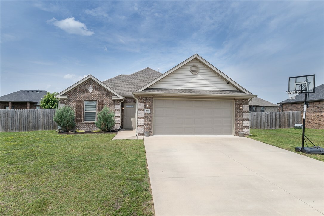 Property Photo:  531 Sundowner Ranch Avenue  AR 72753 