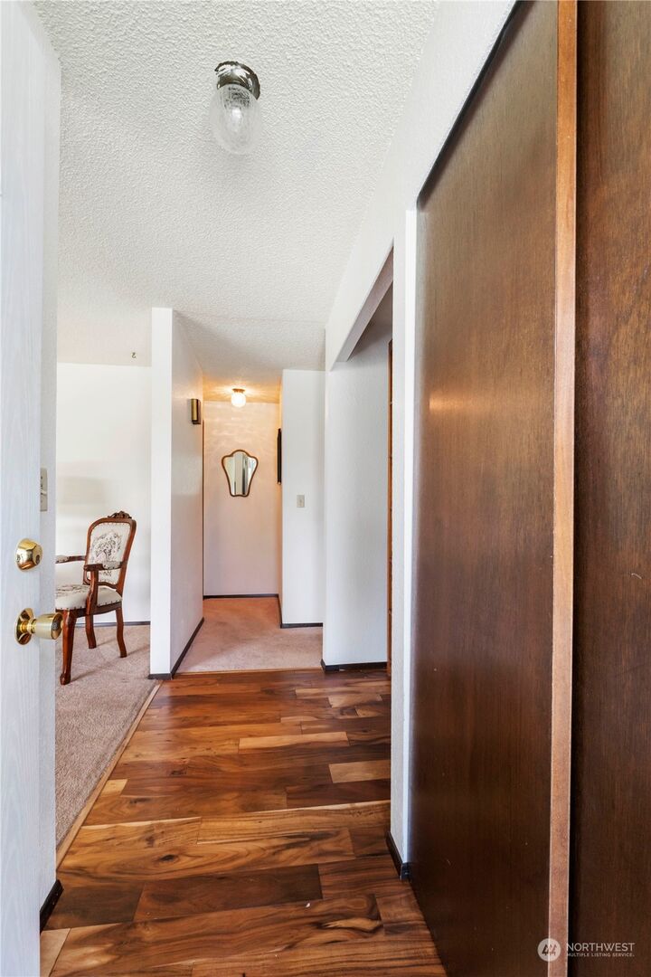 Property Photo:  2504  97th Avenue Ct E  WA 98371 