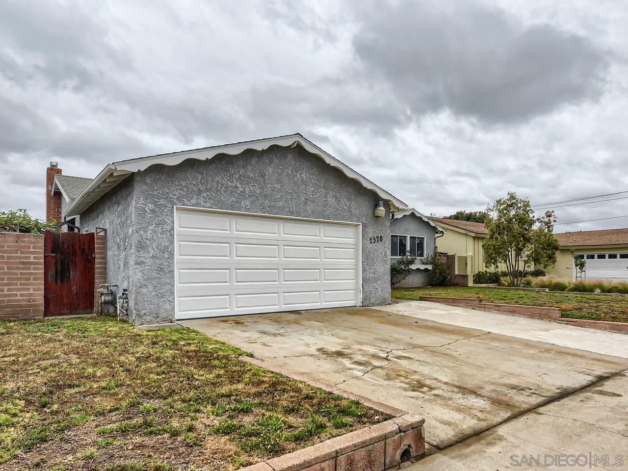 Property Photo:  2370 Casement St  CA 92123 