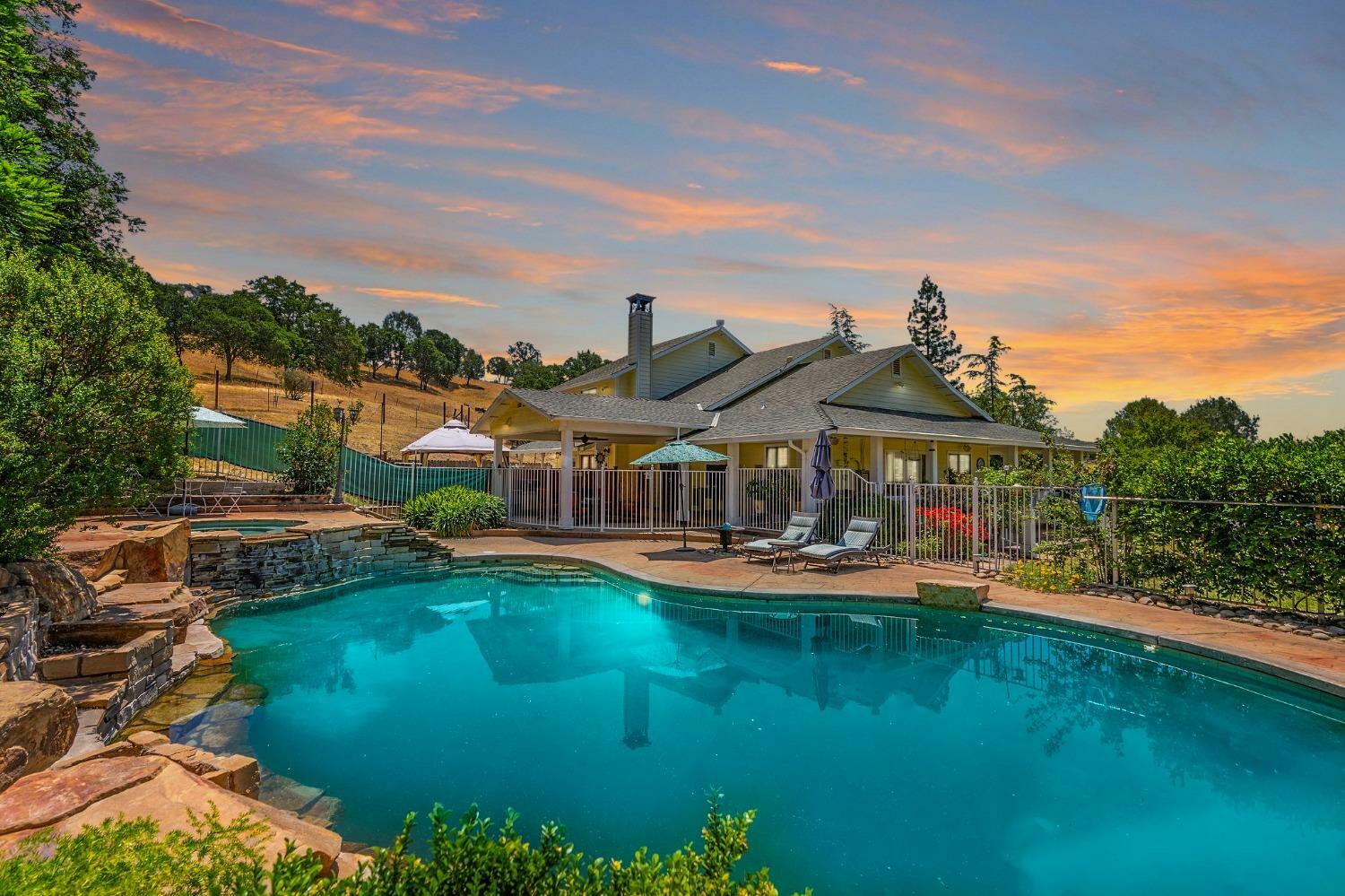 Property Photo: 4926 Hillvale Drive CA 95252