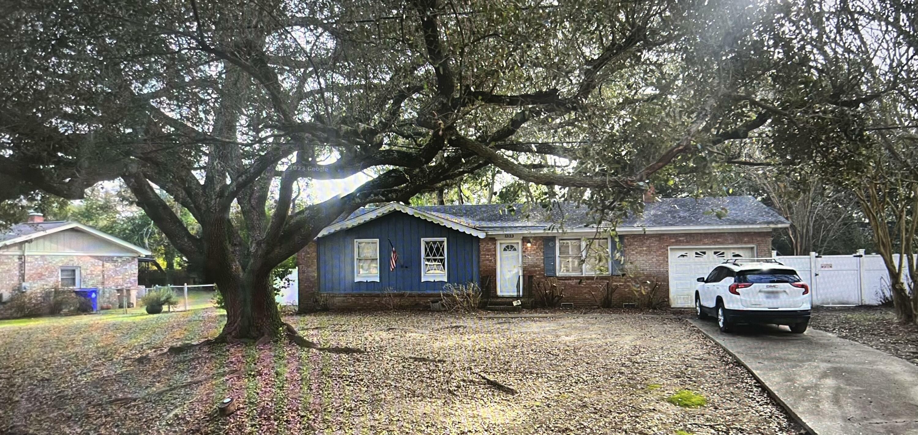 1323 Hampshire Road  Charleston  29412 photo