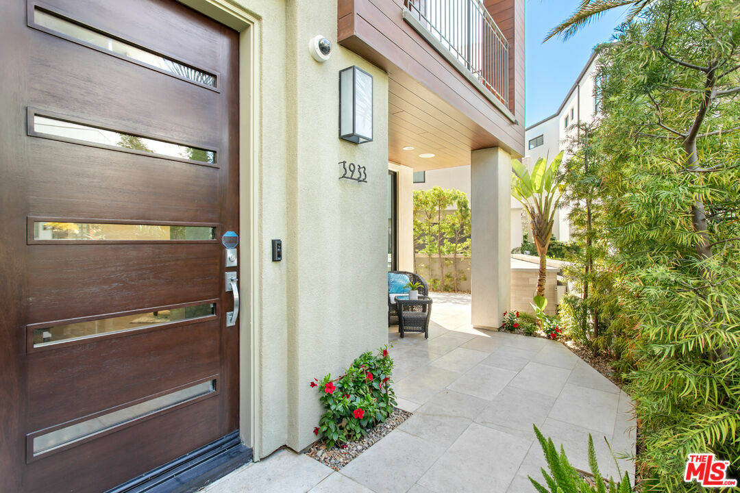 5933 Coral Pl  Los Angeles CA 90094 photo
