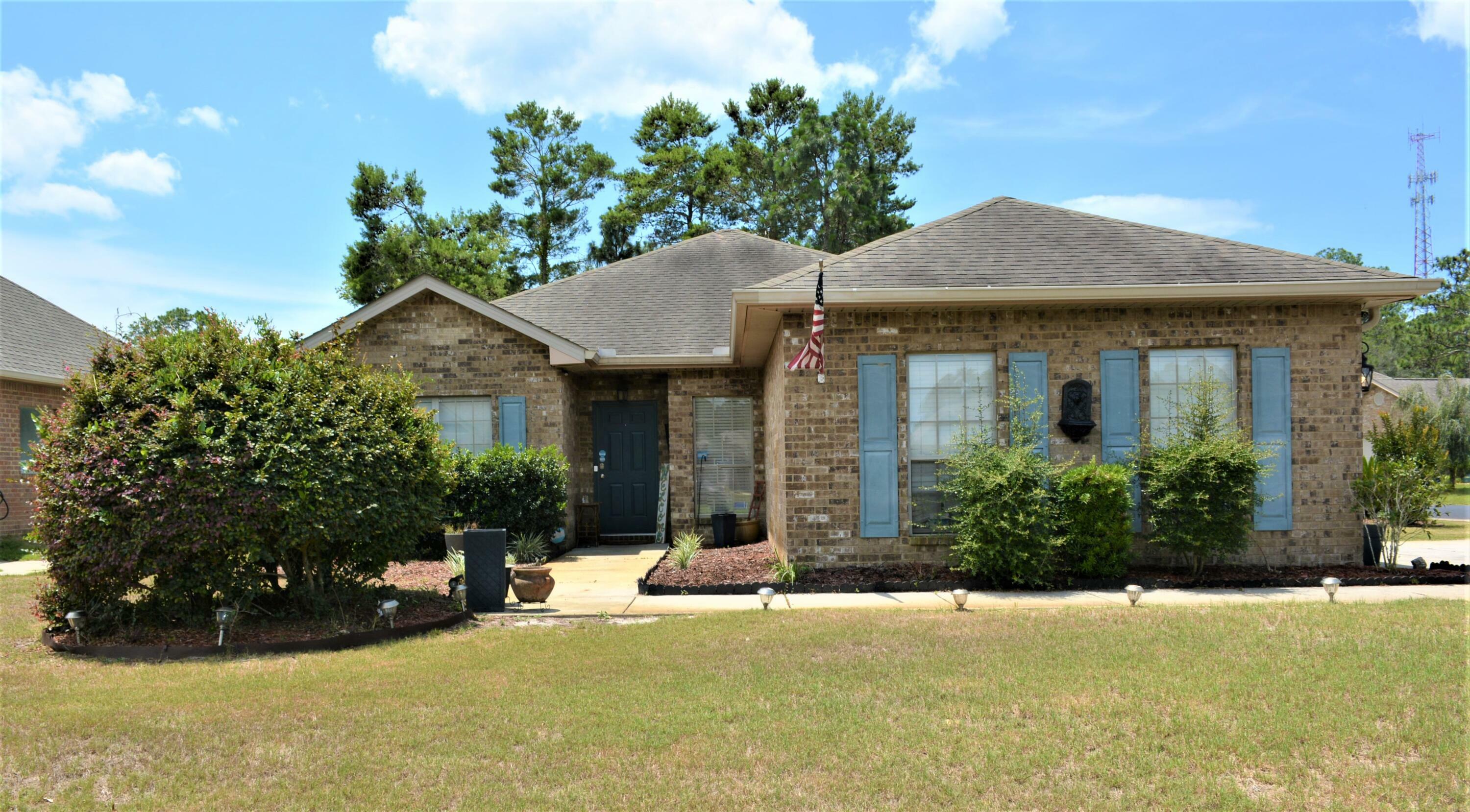 Property Photo: 69 Macy Lane FL 32459