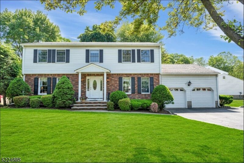 Property Photo: 142 Emerald Ct NJ 07652