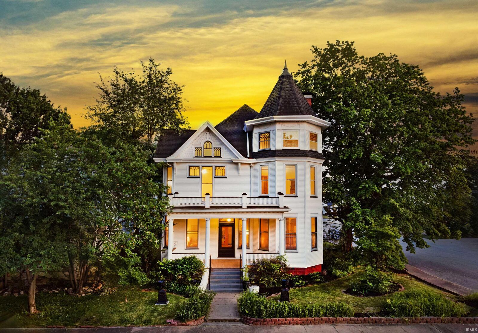 Property Photo: 2030 W Illinois Street IN 47712