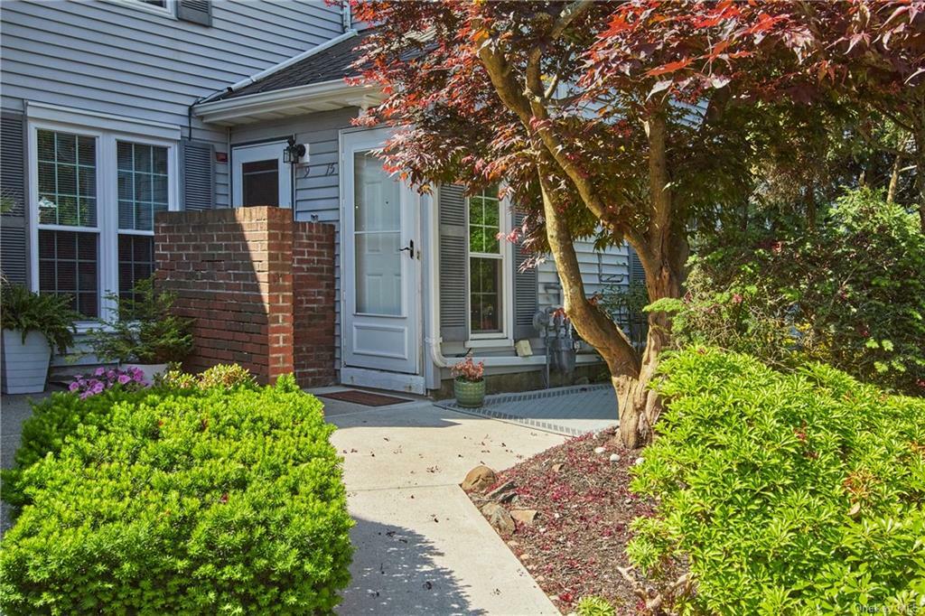 Property Photo:  15 Homestead Village Drive  NY 10990 