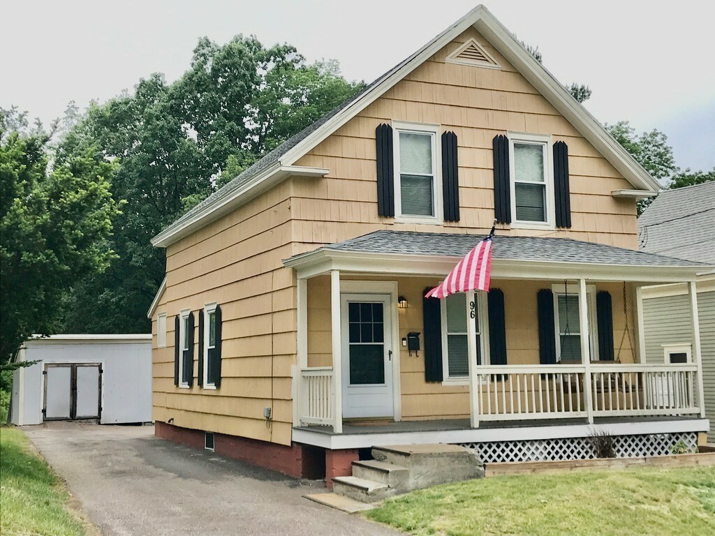 Property Photo: 96 Apricot St MA 01608