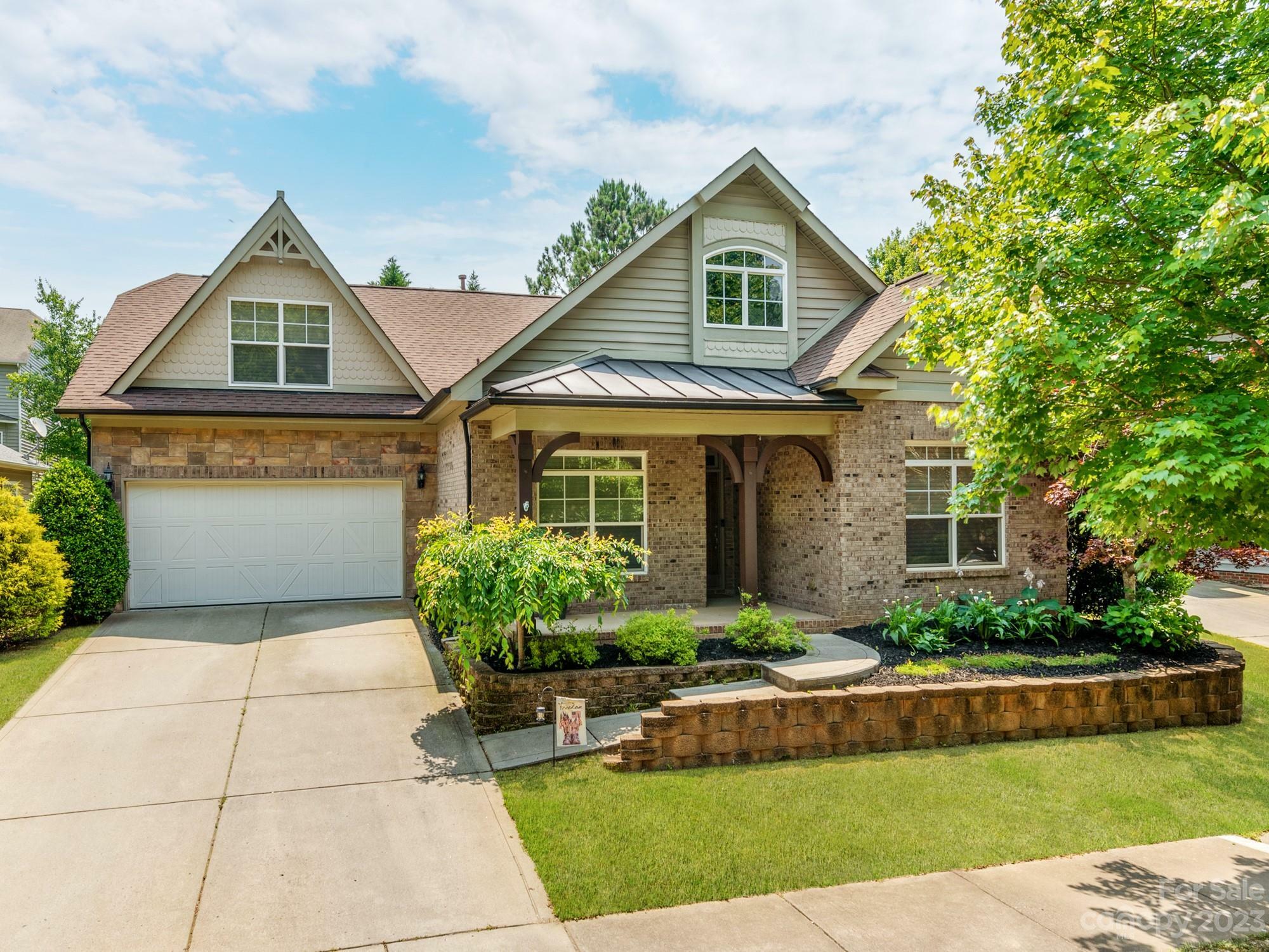 Property Photo:  8504 Willow Branch Drive  NC 28173 