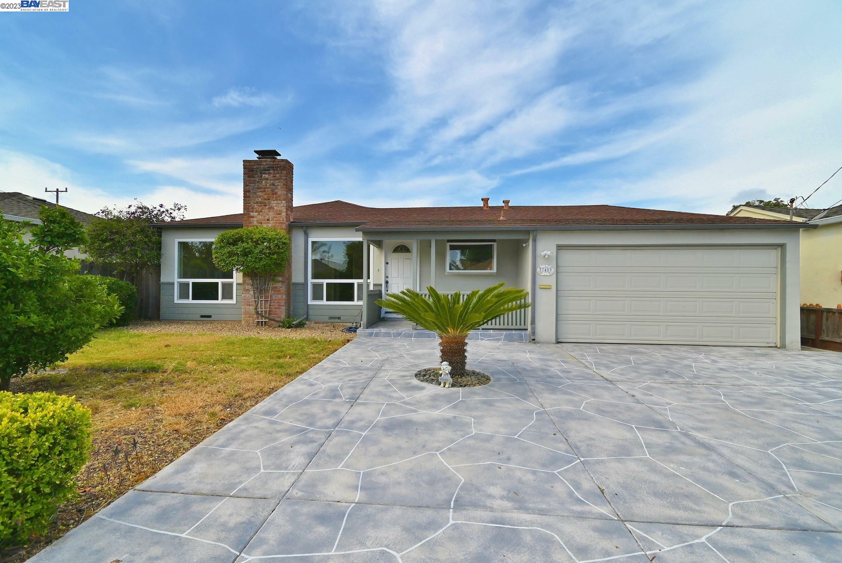 Property Photo:  37489 Briarwood Dr  CA 94536 