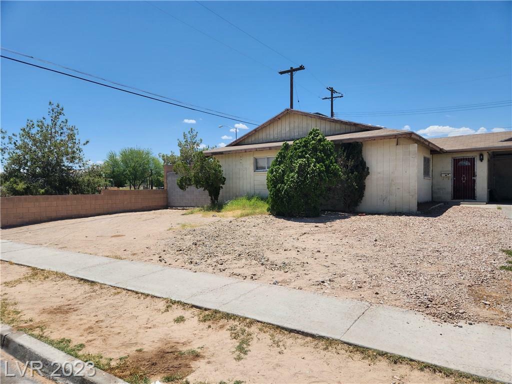 Property Photo:  5477 Sir Monahan Street  NV 89119 