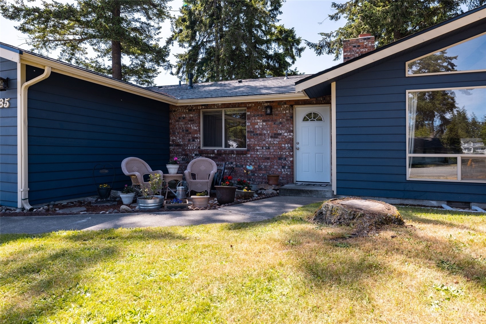 Property Photo:  685 SW 2nd Avenue  WA 98277 