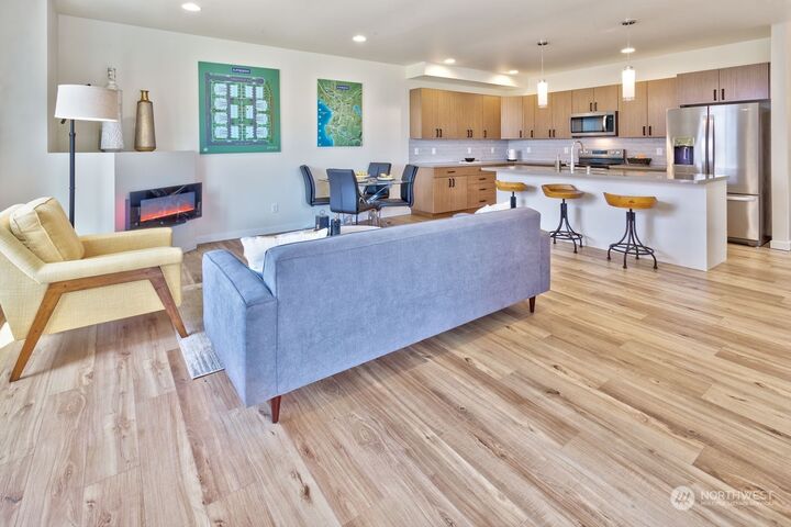 Property Photo:  4244 Braeburn Lane 34  WA 98226 