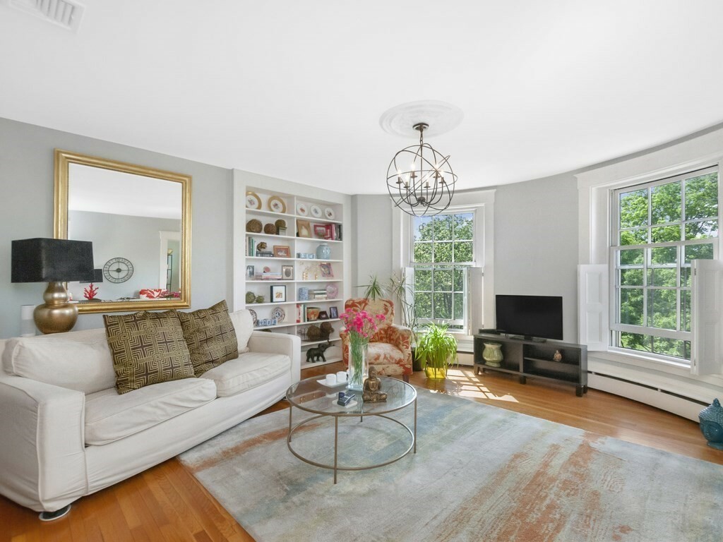 Property Photo:  9A Monument Square 4  MA 02129 