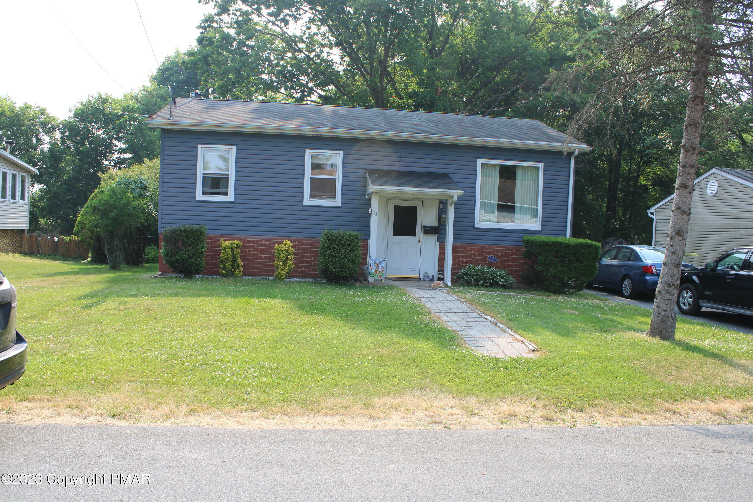 Property Photo:  114 Hemlock Road  PA 18360 