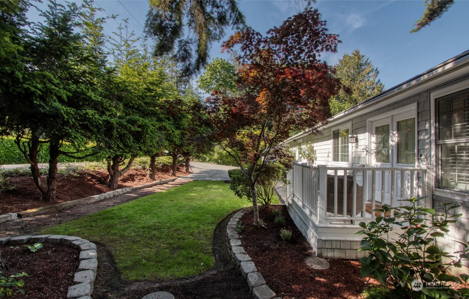 House for sale in Bainbridge Island 11400 Sunrise Drive NE, Bainbridge