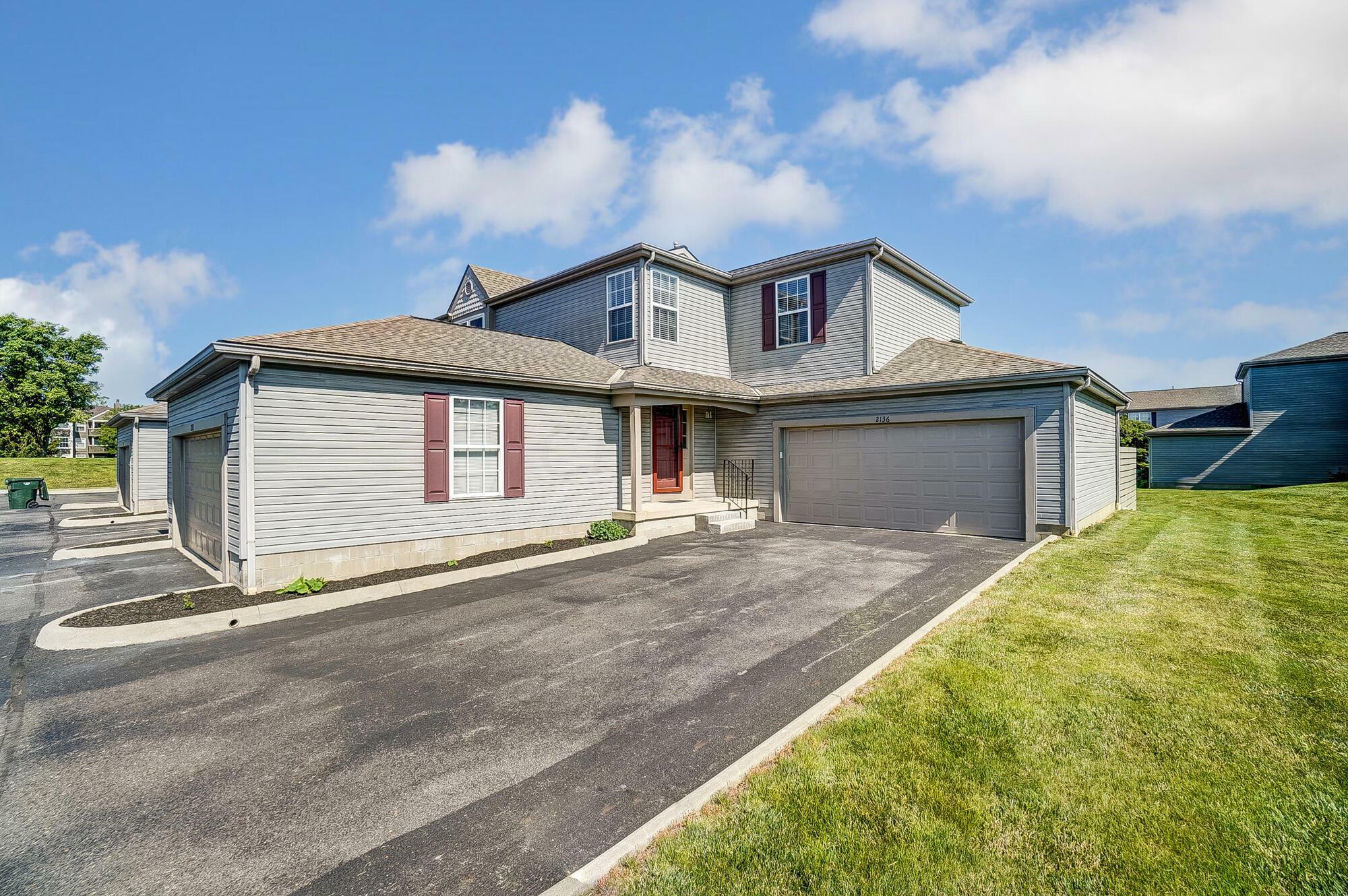 Property Photo: 2136 Triad Court OH 43235