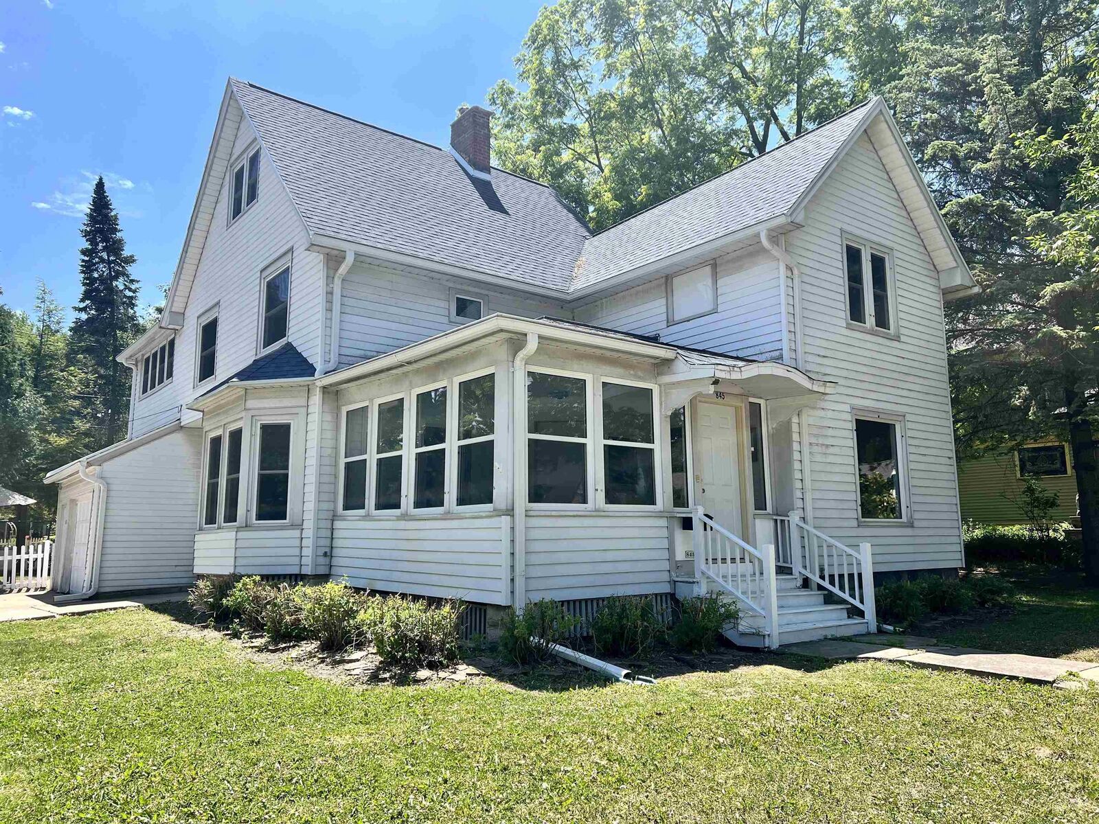 Property Photo:  845 E College Avenue  WI 54911 