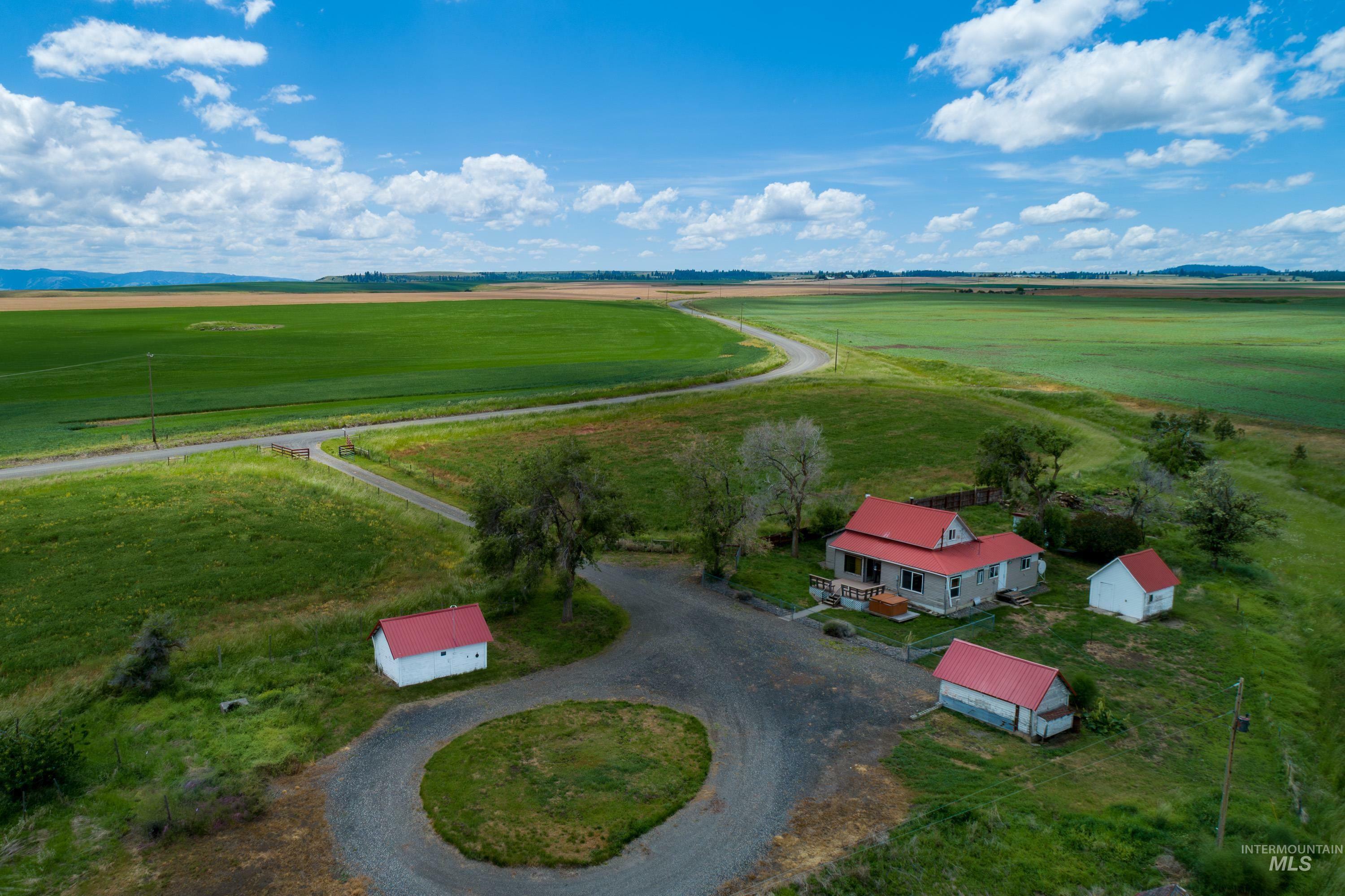 Property Photo:  14193 Montgomery Ridge Road  WA 99401 