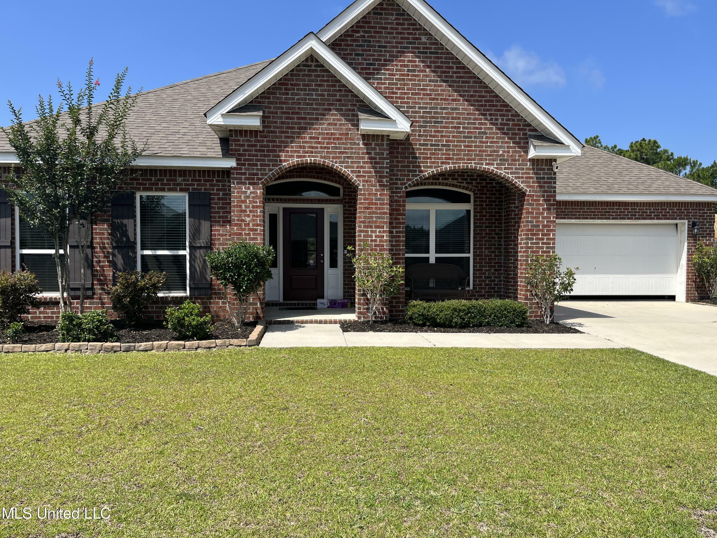Property Photo: 6638 Sugarcane Circle MS 39564