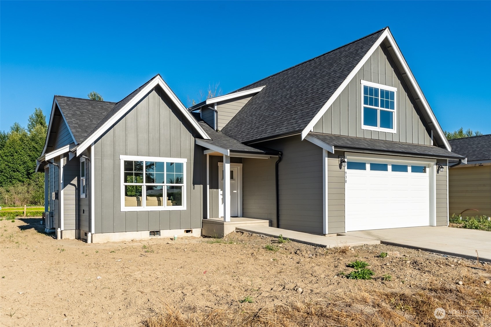 Property Photo: 930 Crimson Court WA 98276